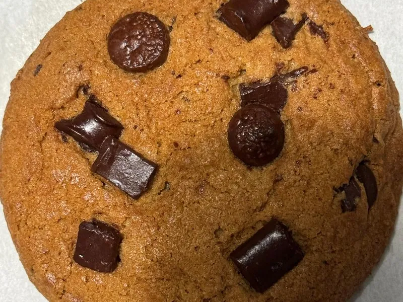 Chocolate chunk cookie